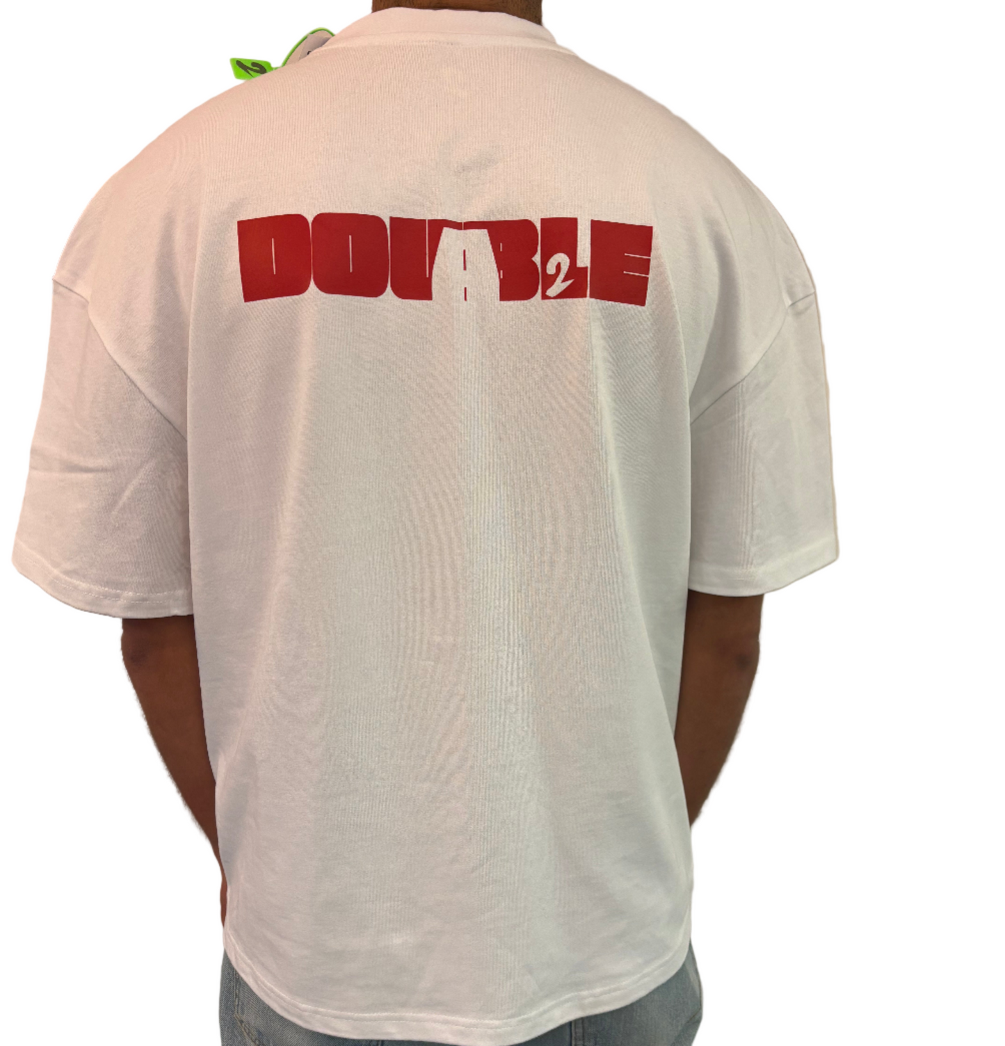 THE WHITE TEE